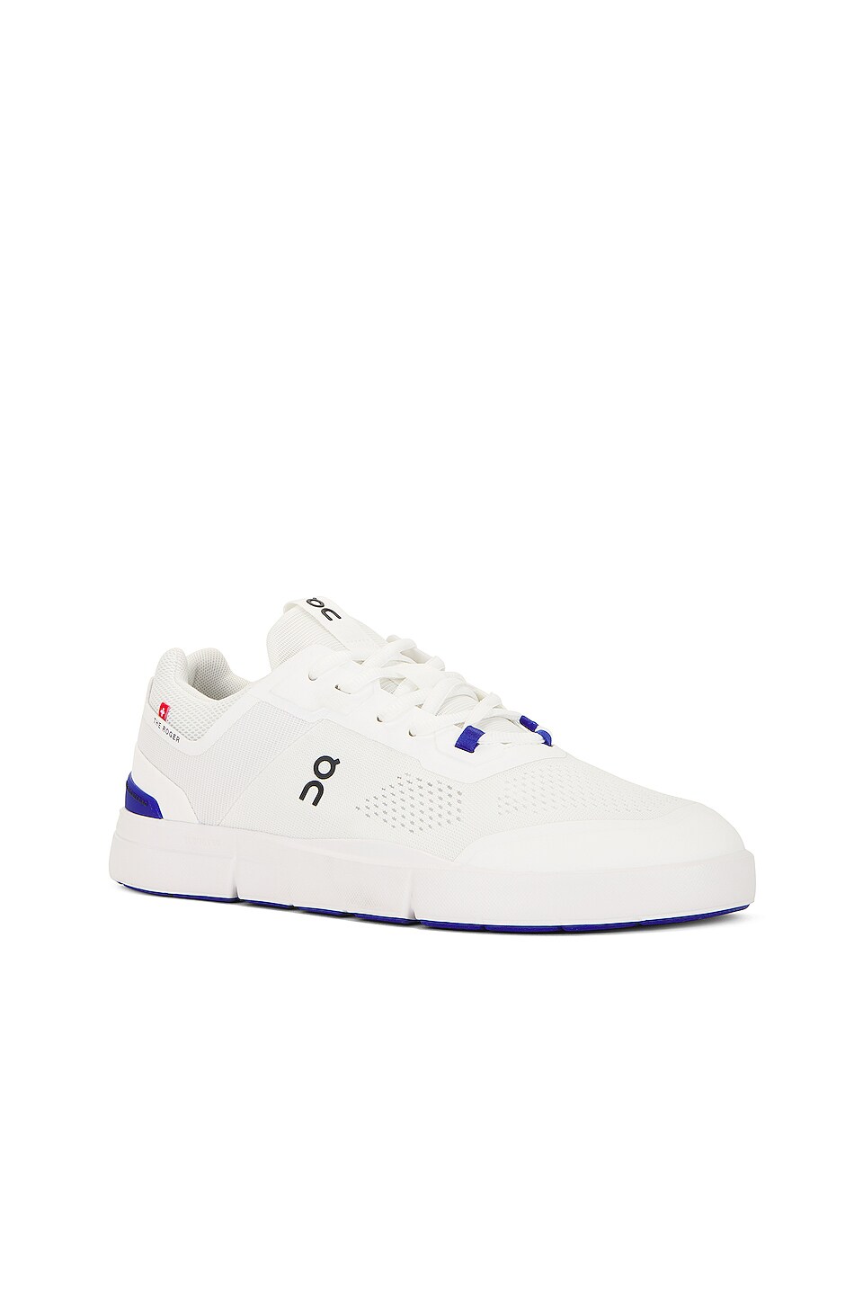 On SNEAKERS ROGER