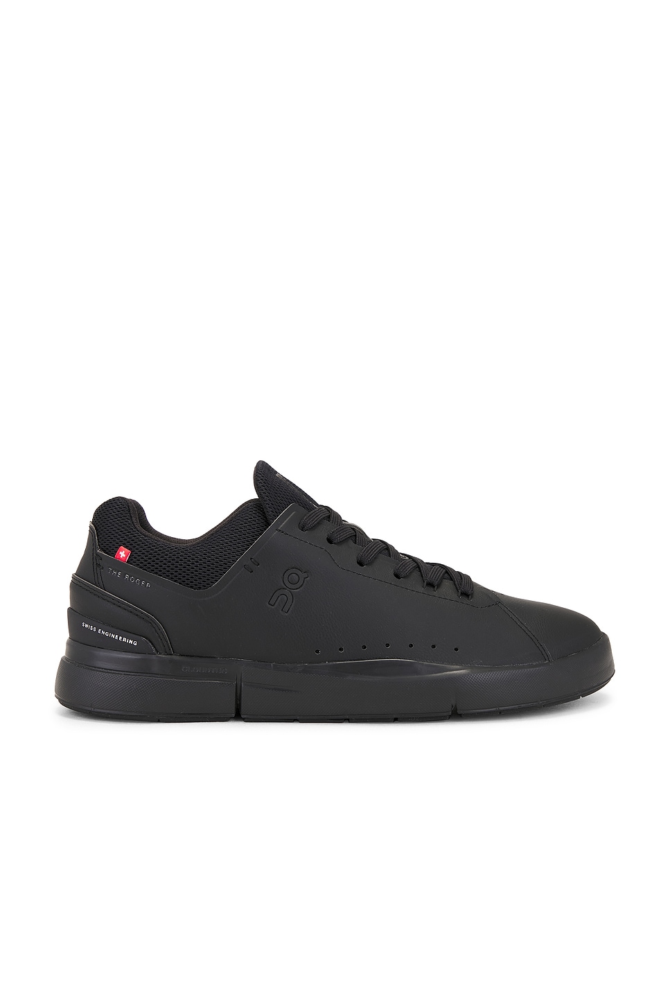 On The Roger Advantage Sneakers in All Black | REVOLVE