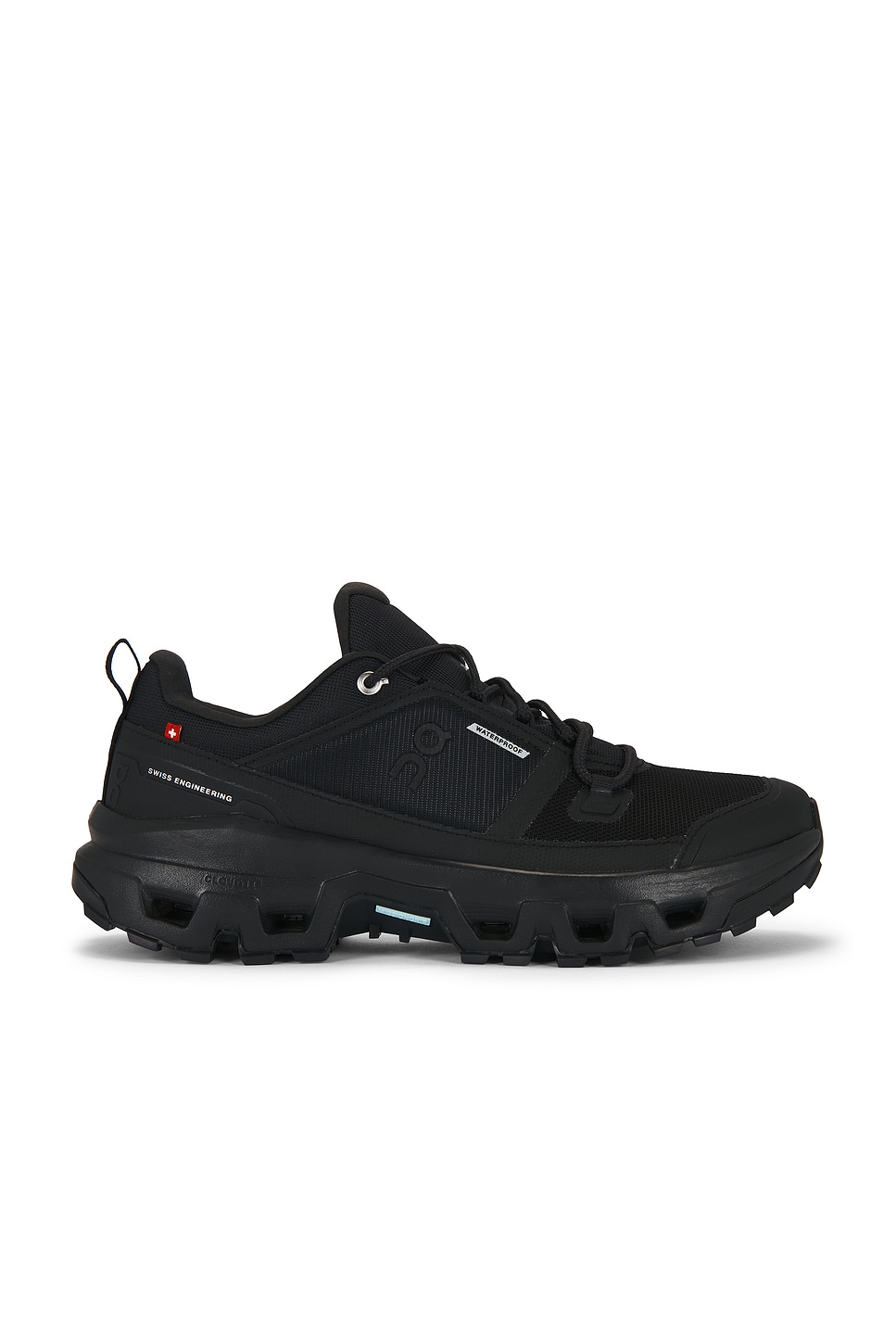 靴 cloud rock low wp black On Cloudrock Low Wp in Black & Black | REVOLVE