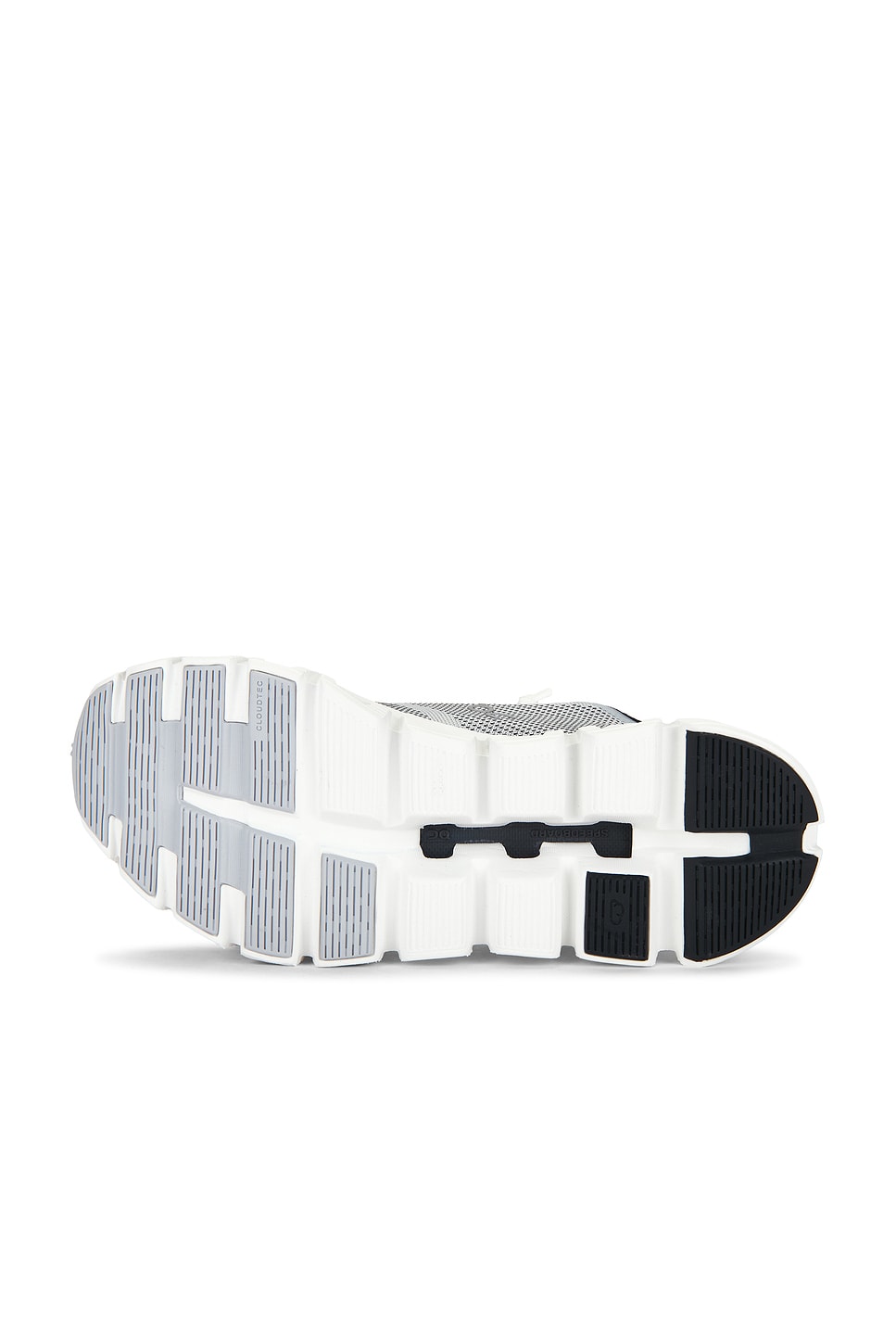 ON Cloud 6 Versa Sneaker