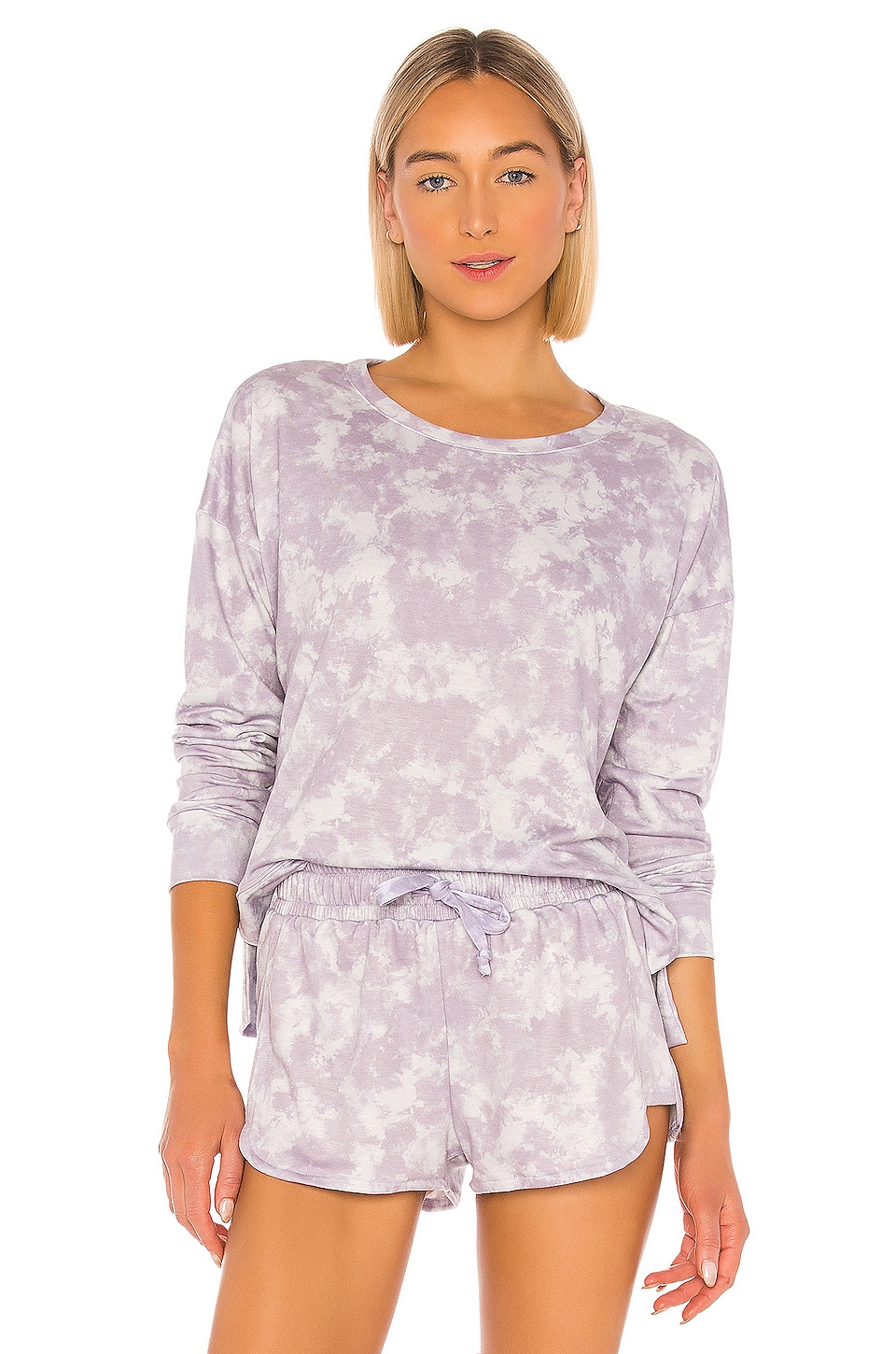 onzie High Low Sweater in Lavender Acid 