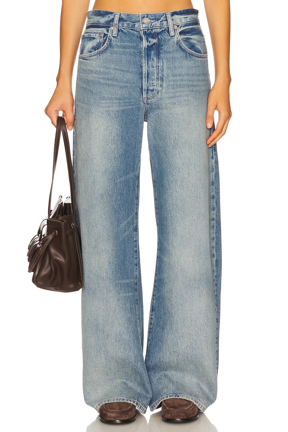 Arellia Barrel Leg Jeans With Covered Buttonfly