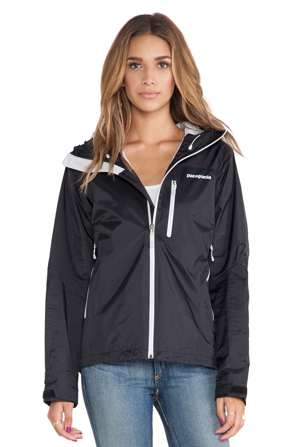 Patagonia Insulated Torrentshell Jacket in Black | REVOLVE