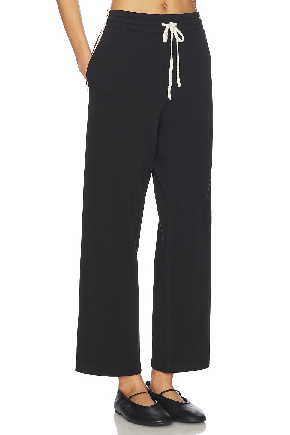 Claud Travel Track Pant - thumbnail 2