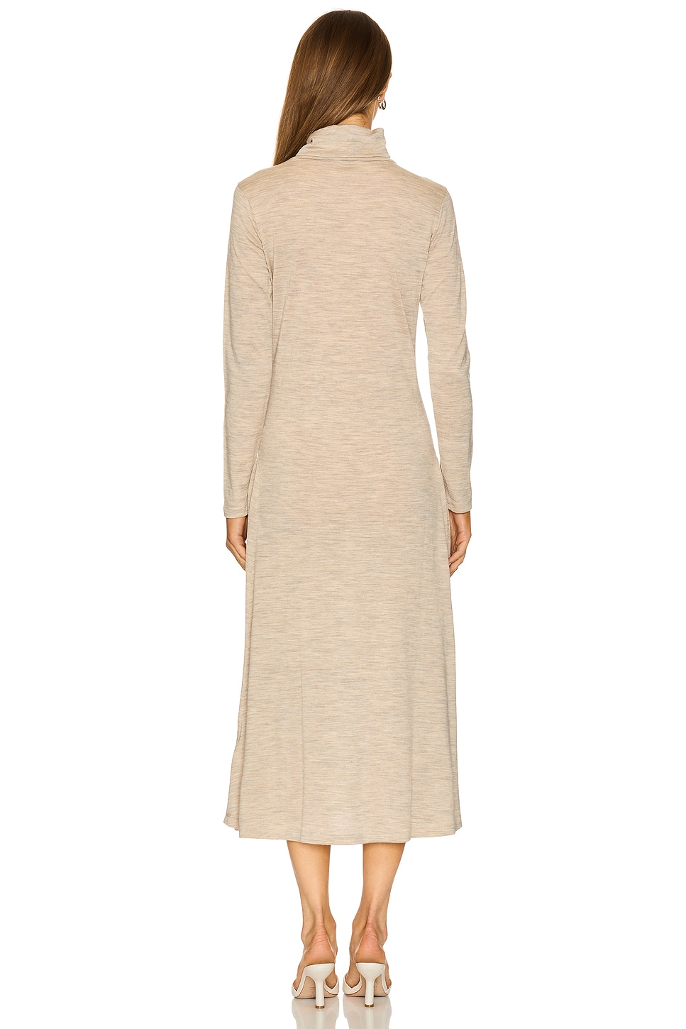 ワンピースその他 P.A.R.O.S.H. Cream-coloured turtleneck dress in wool blend Luxe Cashmere Turtleneck Dress – NAADAM