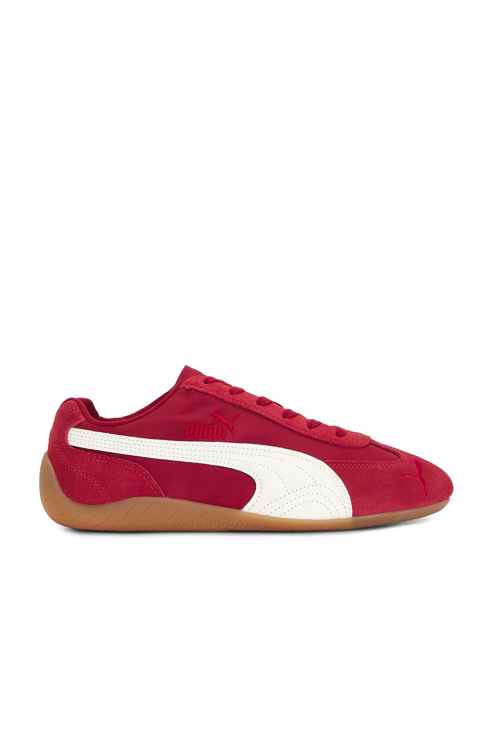PUMA スエードシューズ レッド/ホワイト Puma Select Speedcat Nylon in Dark Crimson & Puma White | REVOLVE