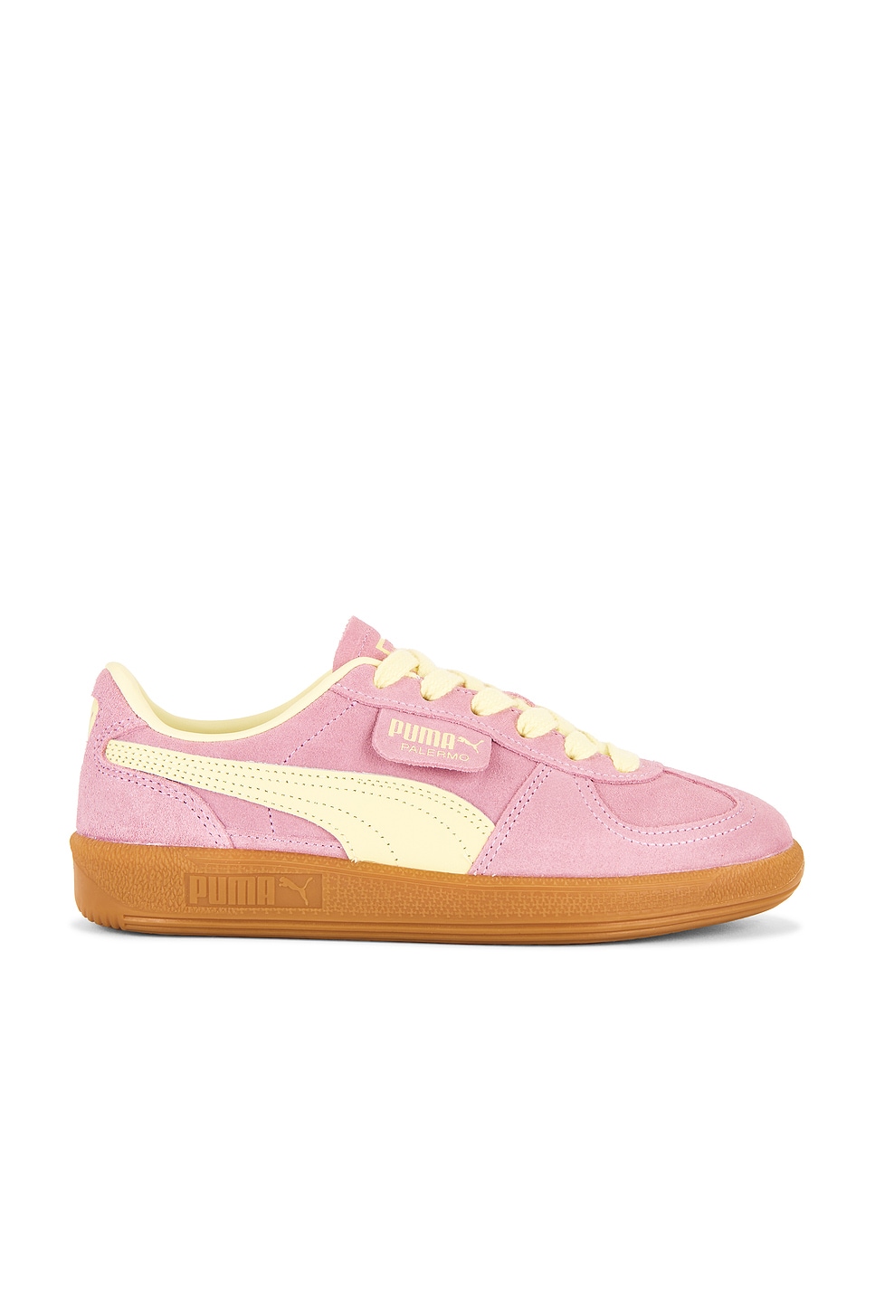 (取寄) プーマ レディース パレルモ スニーカー PUMA women Palermo Sneakers Poised Pink/Gold Moon Puma Select Palermo Sneaker in Poised Pink & Gold Moon | REVOLVE