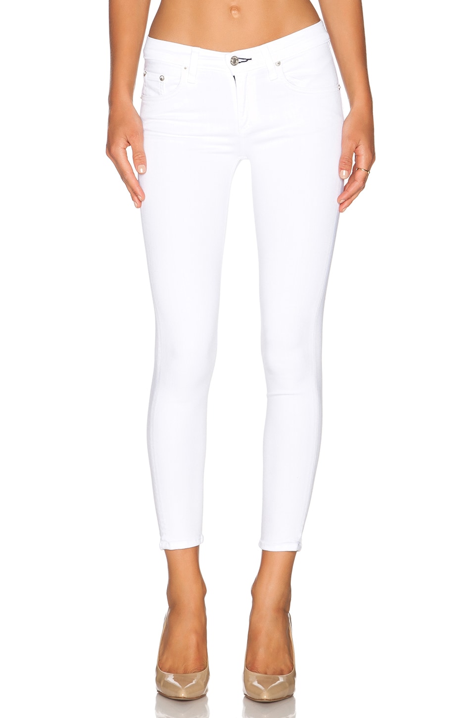 womens white capri jeans