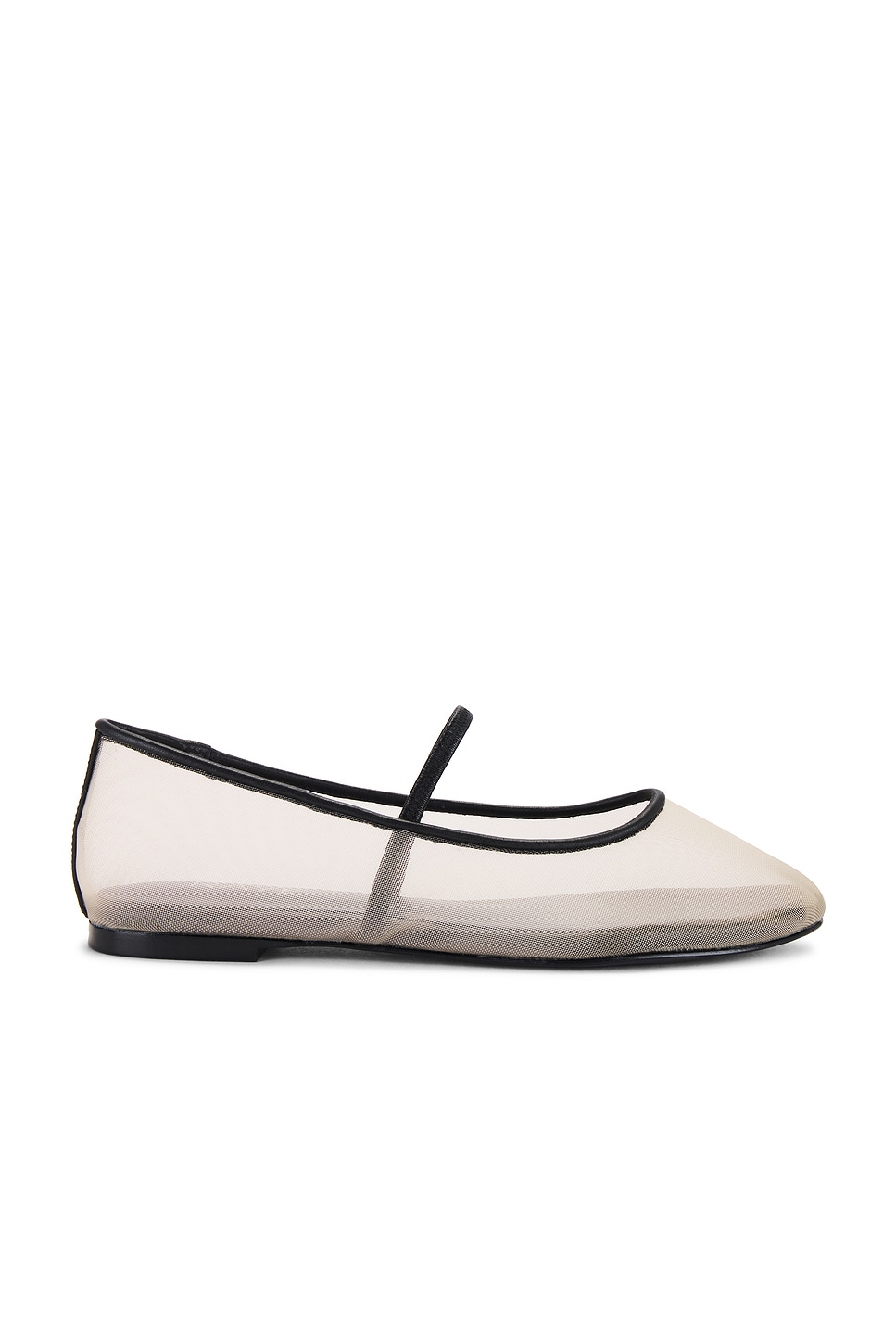 Jolie Flat