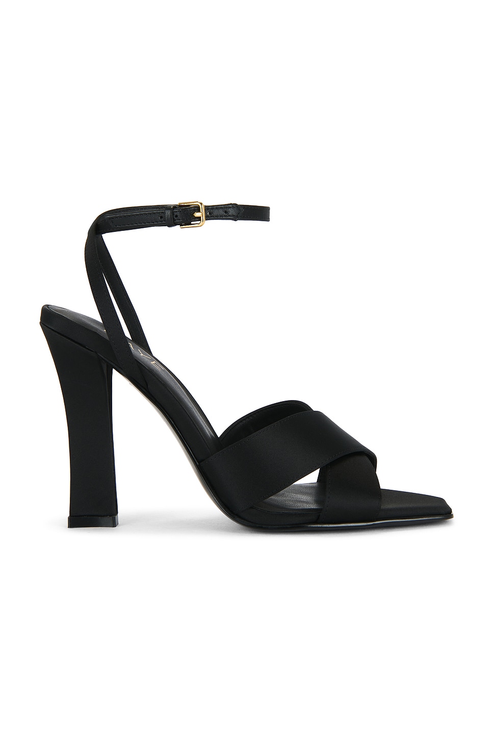 Hanni Sandal