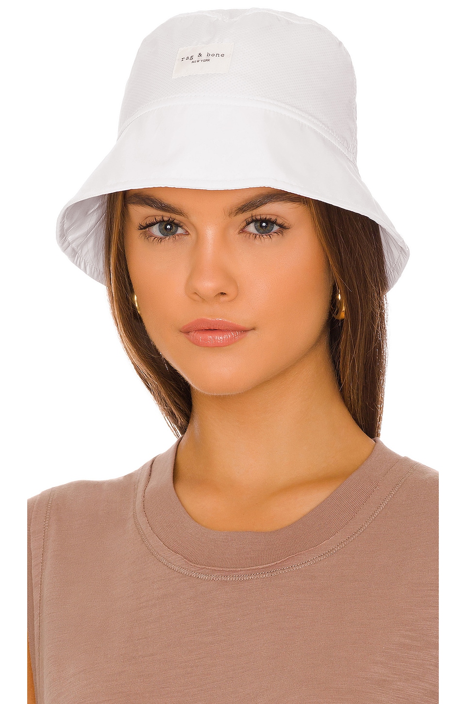 Rag & Bone Addison Bucket Hat in Antique White | REVOLVE