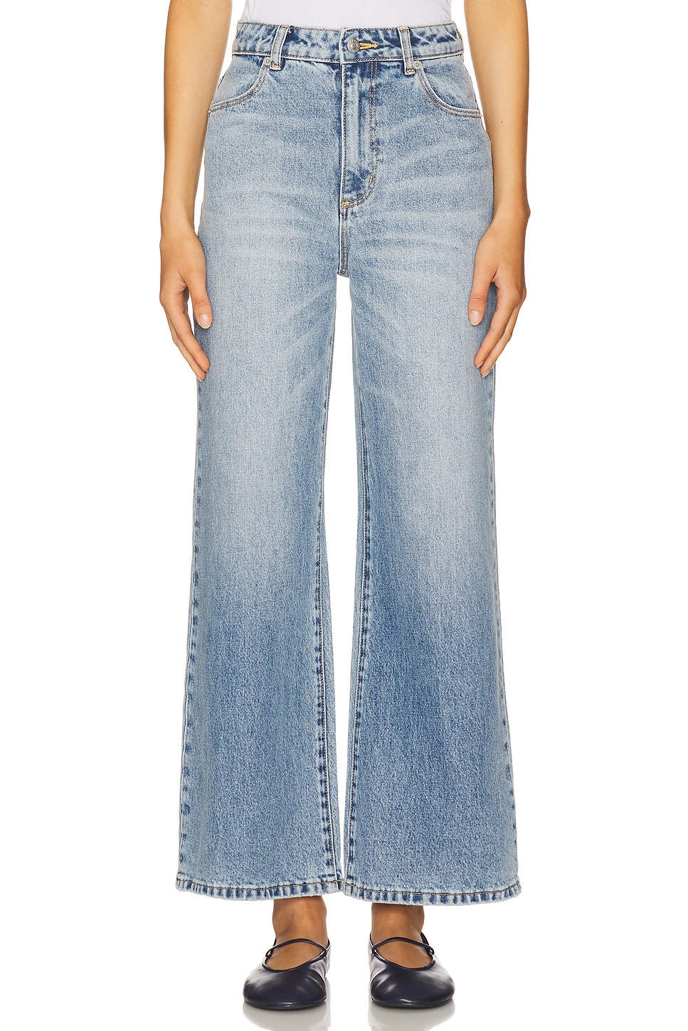 ROLLA'S SAILOR SCOOP BREAKER ブーツカットデニム ROLLA'S Sailor Scoop Jeans in City Lights | REVOLVE