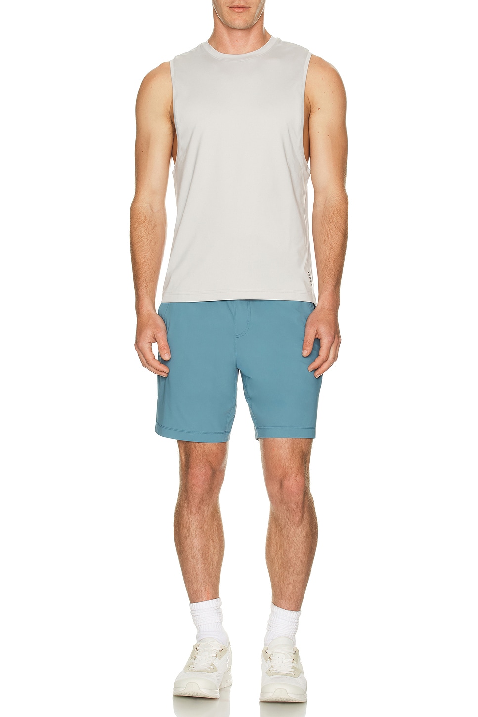 Base Training Sleeveless Tee - Thumbnail 4