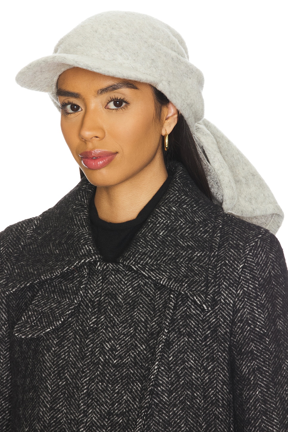Brand new Visor from Revolve Visor Hat | REVOLVE Canada main image 4