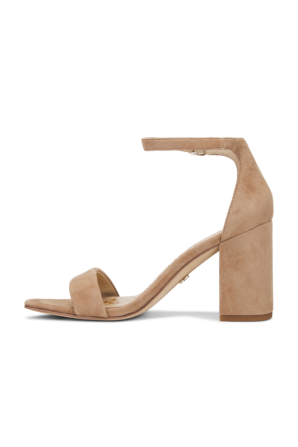 Daniella Heel