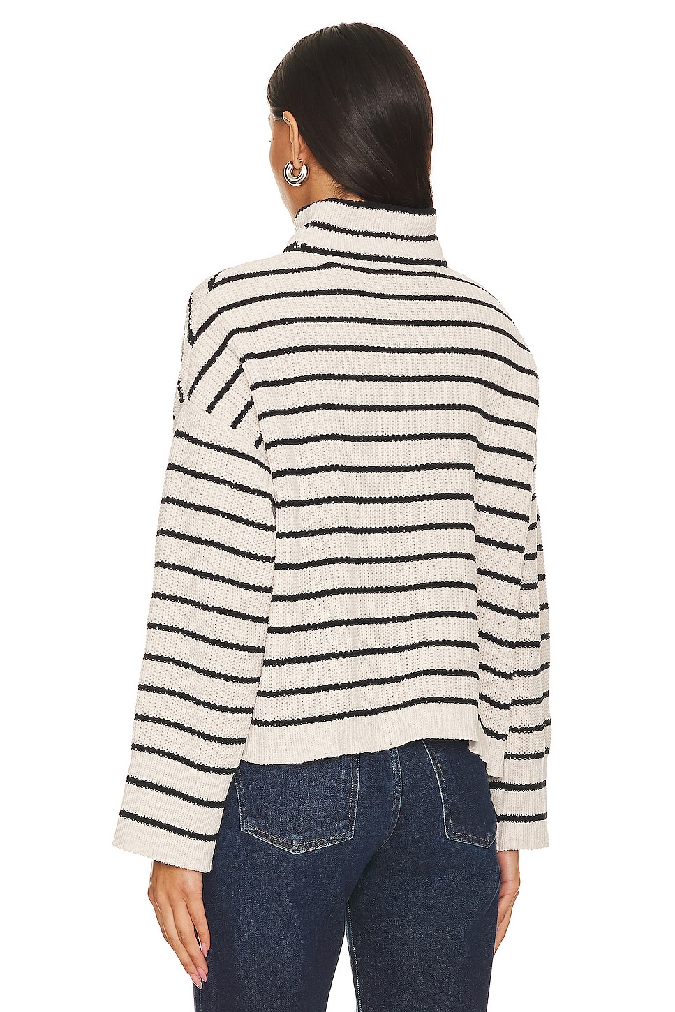 Stay Cozy Sweater - Thumbnail 3