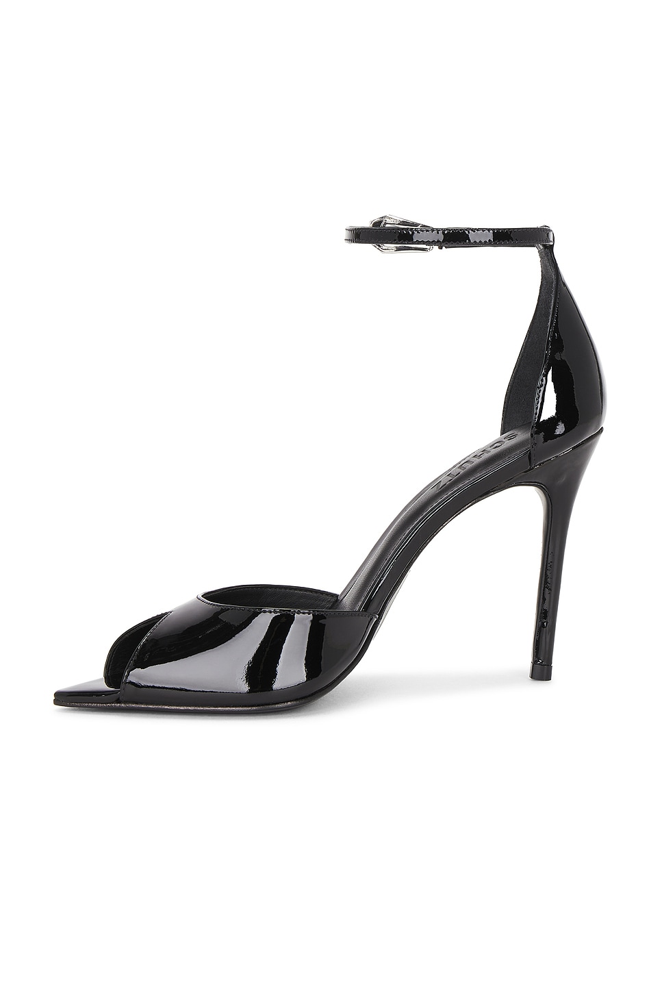 Lena Sandal