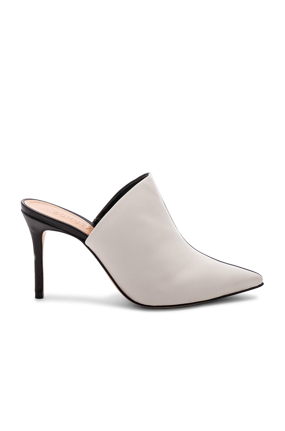 freeya pointy toe mule in black & white