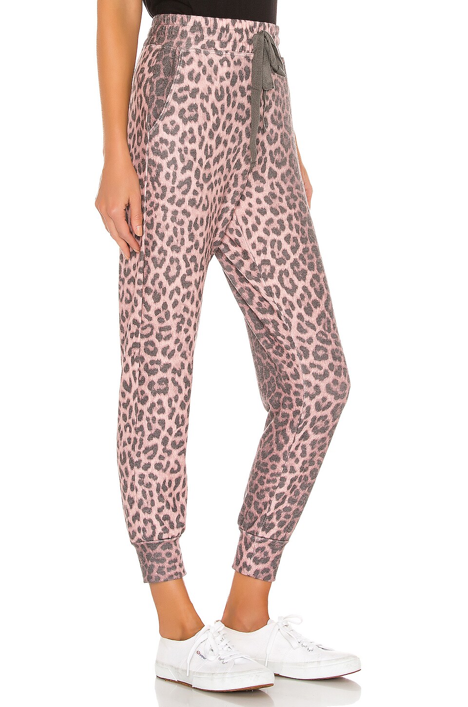SUNDRY Animal Print Pocket Jogger Pant in Pink