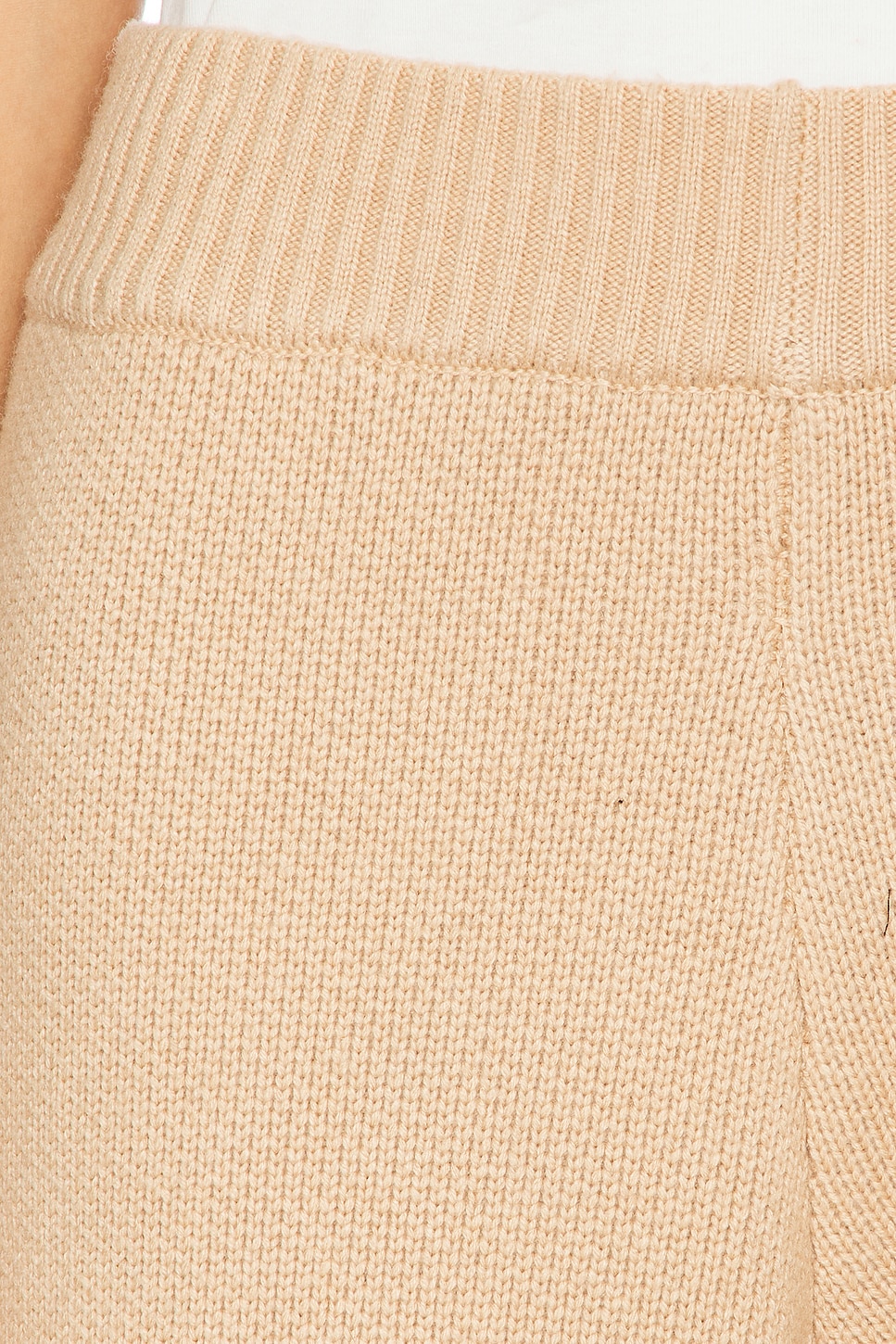 Amara Pant - Thumbnail 6