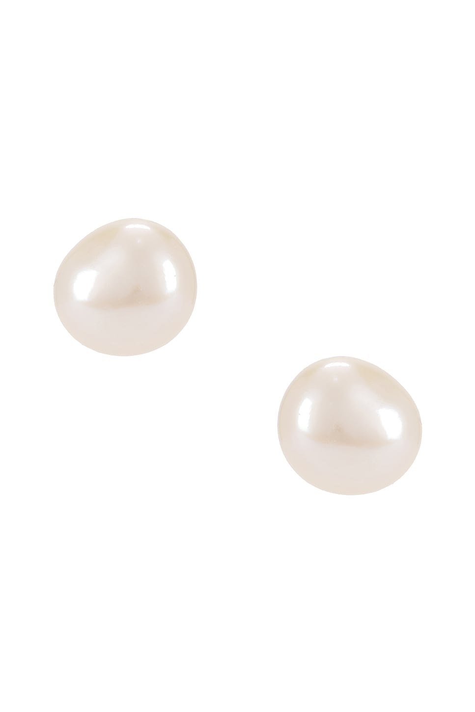 Pearl Stud Earring
