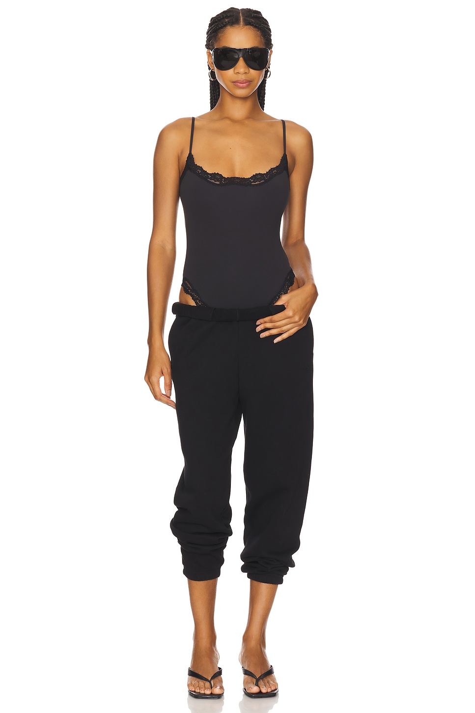 SKIMS FITS EVERYBODY ボディスーツ - Onyx | REVOLVE