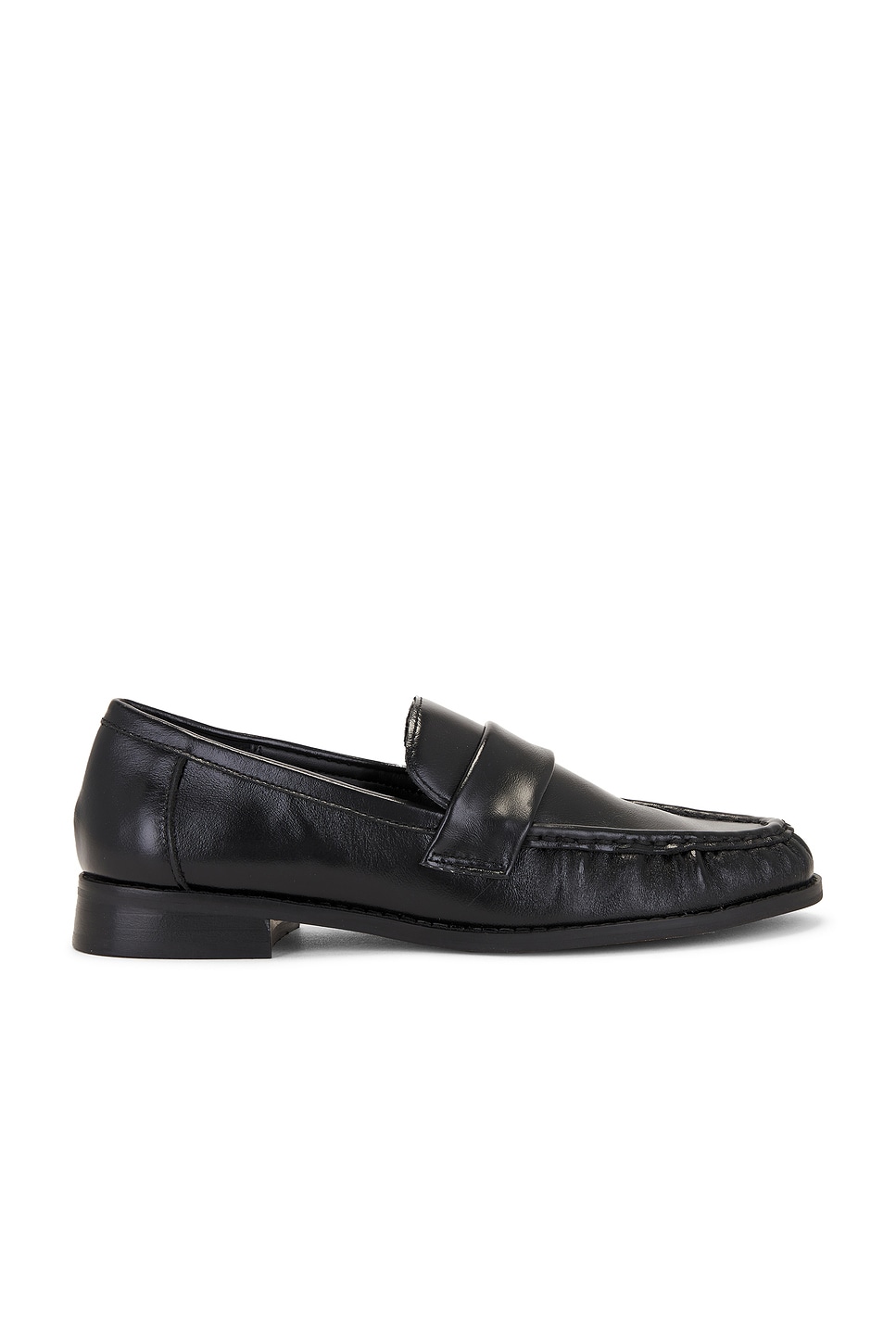 Steve Madden Ridley Loafer in Black Leather | REVOLVE