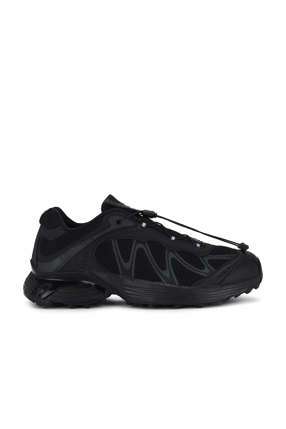 Salomon XT-WHISPER スニーカー - Black & Asphalt | REVOLVE