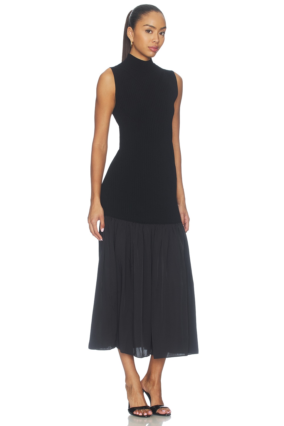 The Soiree Dress - thumbnail 3