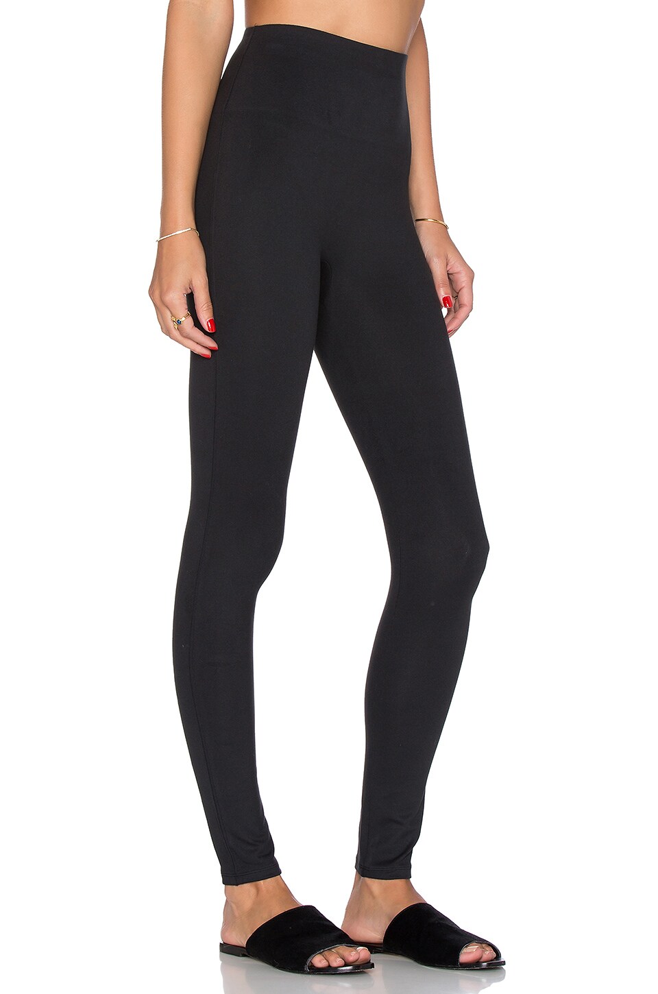 SPANX Essential Leggings in Very Black