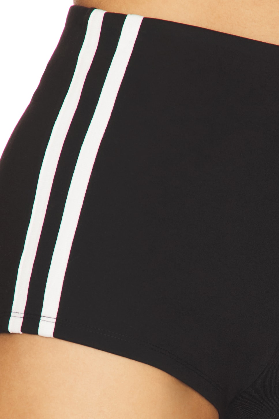Lucy Short - Thumbnail 6