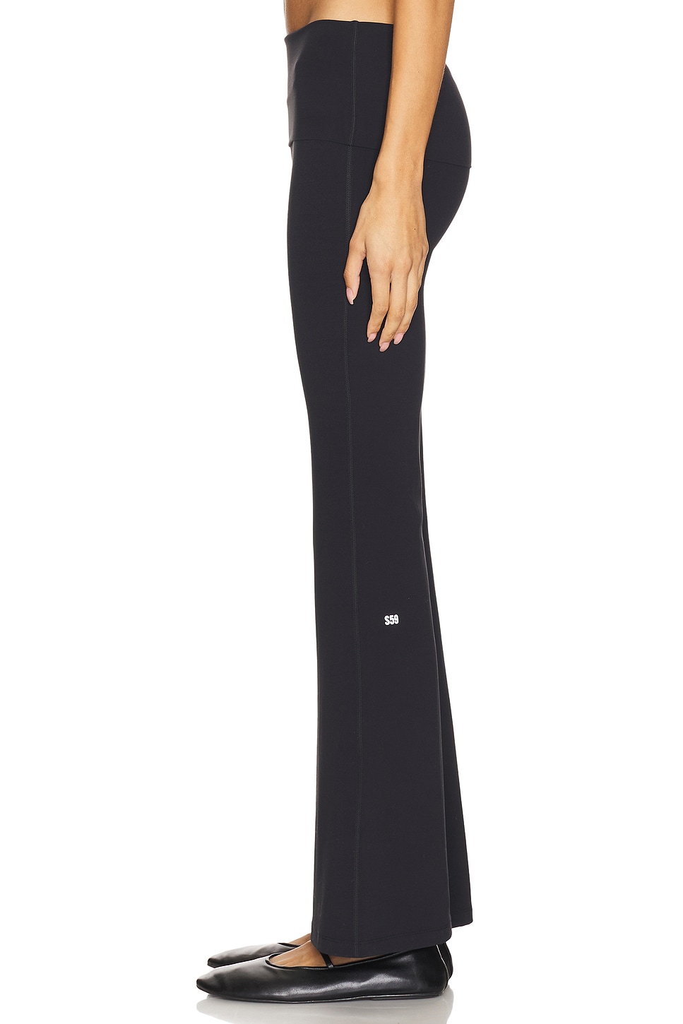 Raquel Airweight Fold Over Flare 32" Pant - Thumbnail 3