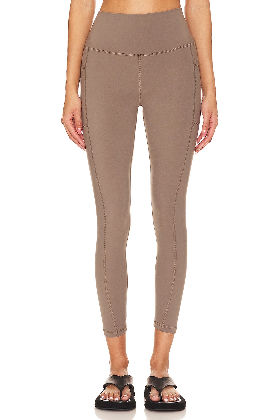 Spiritual Gangster Nova 7/8 Pocket Legging