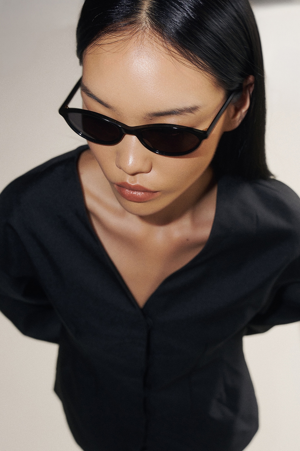 SHEVOKE Zulu Sunglasses in Black | REVOLVE