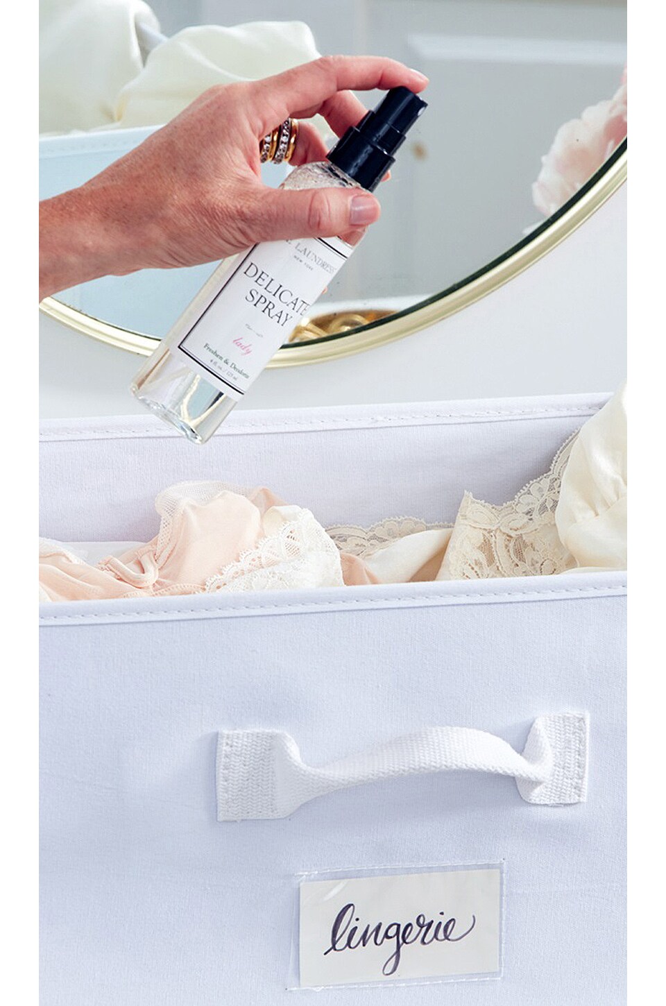 The Laundress Delicate Spray in Lady