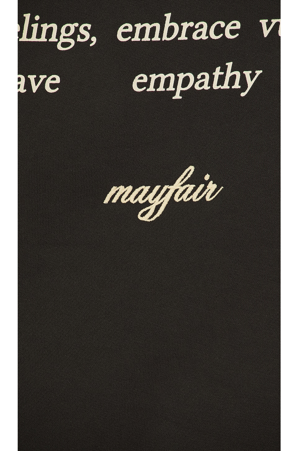 КРУГЛЫЙ ВЫРЕЗ ПОД ГОРЛО WAYS TO SHOW EMPATHY
