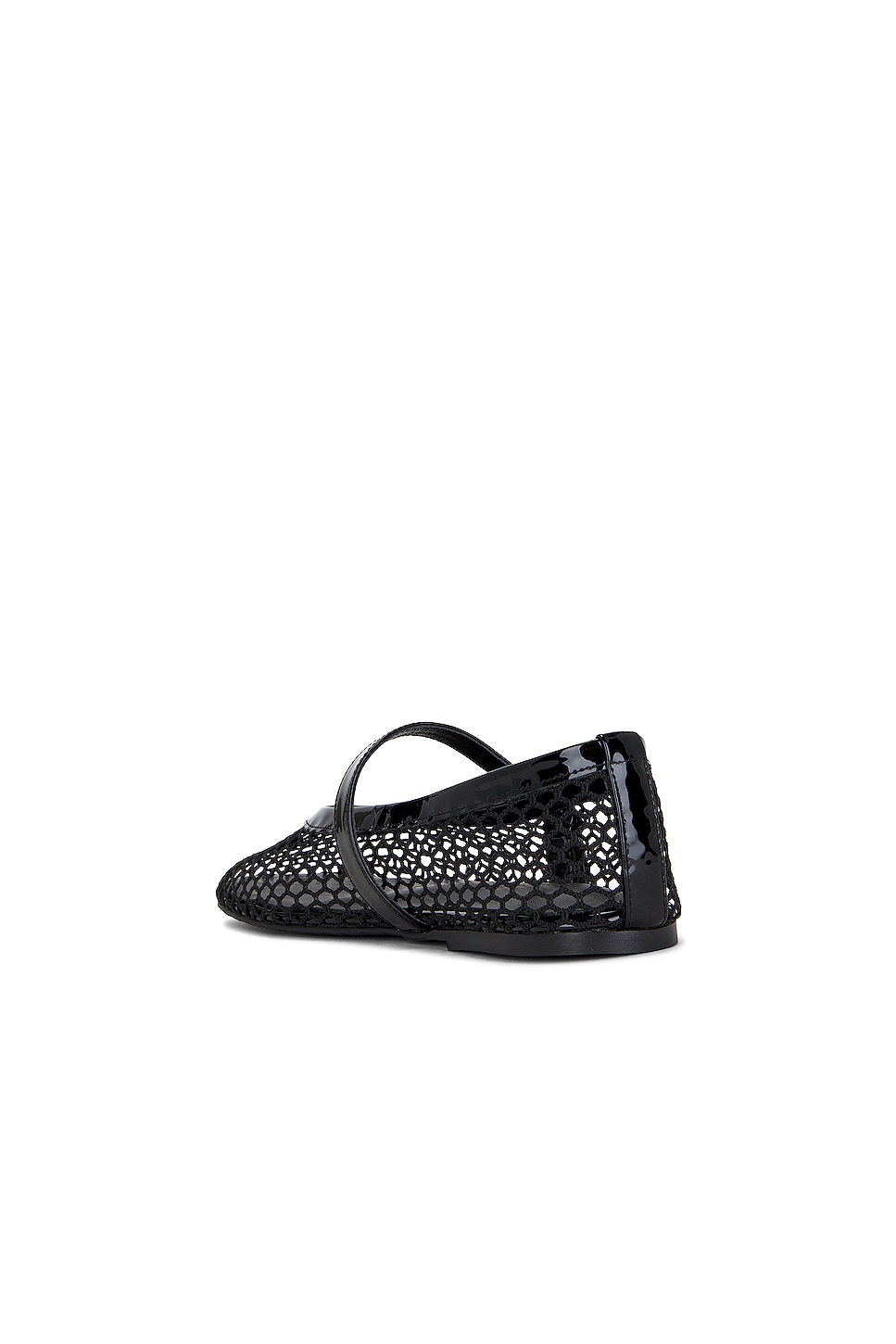 Mia Flat