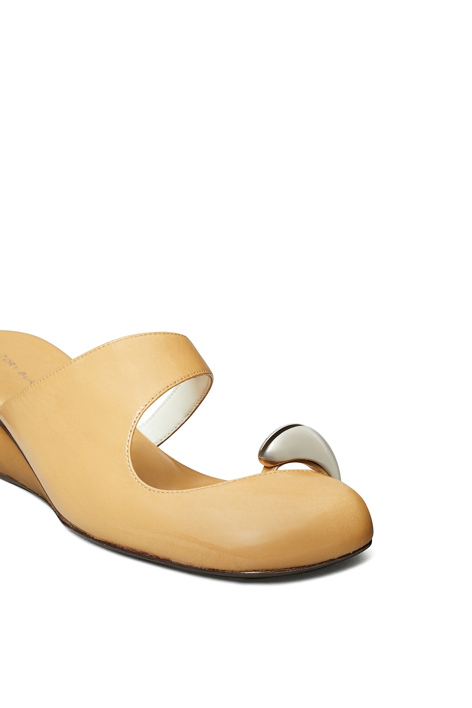 Pierced Wedge