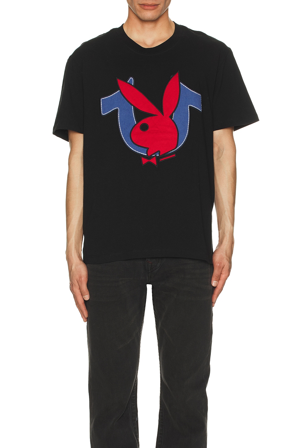 【True Religion】Playboy バニー ホースシュー ロゴ Tシャツ True Religion Playboy Bunny Horseshoe Logo Tee – DTLR