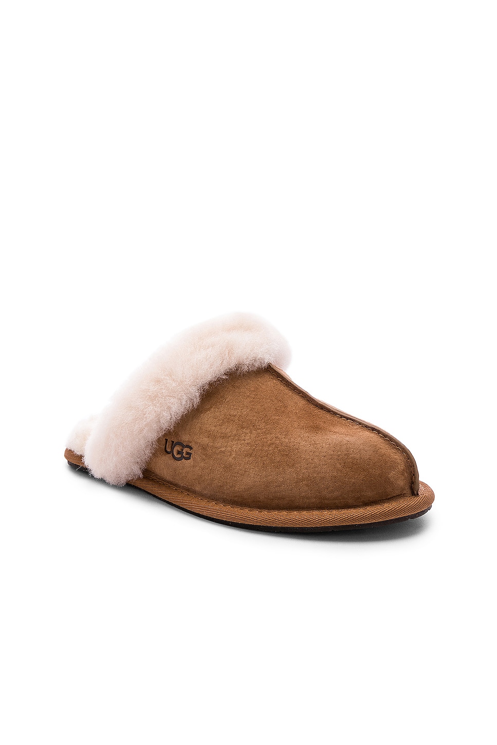 UGG Scuffette II Shearling Slipper in Chestnut