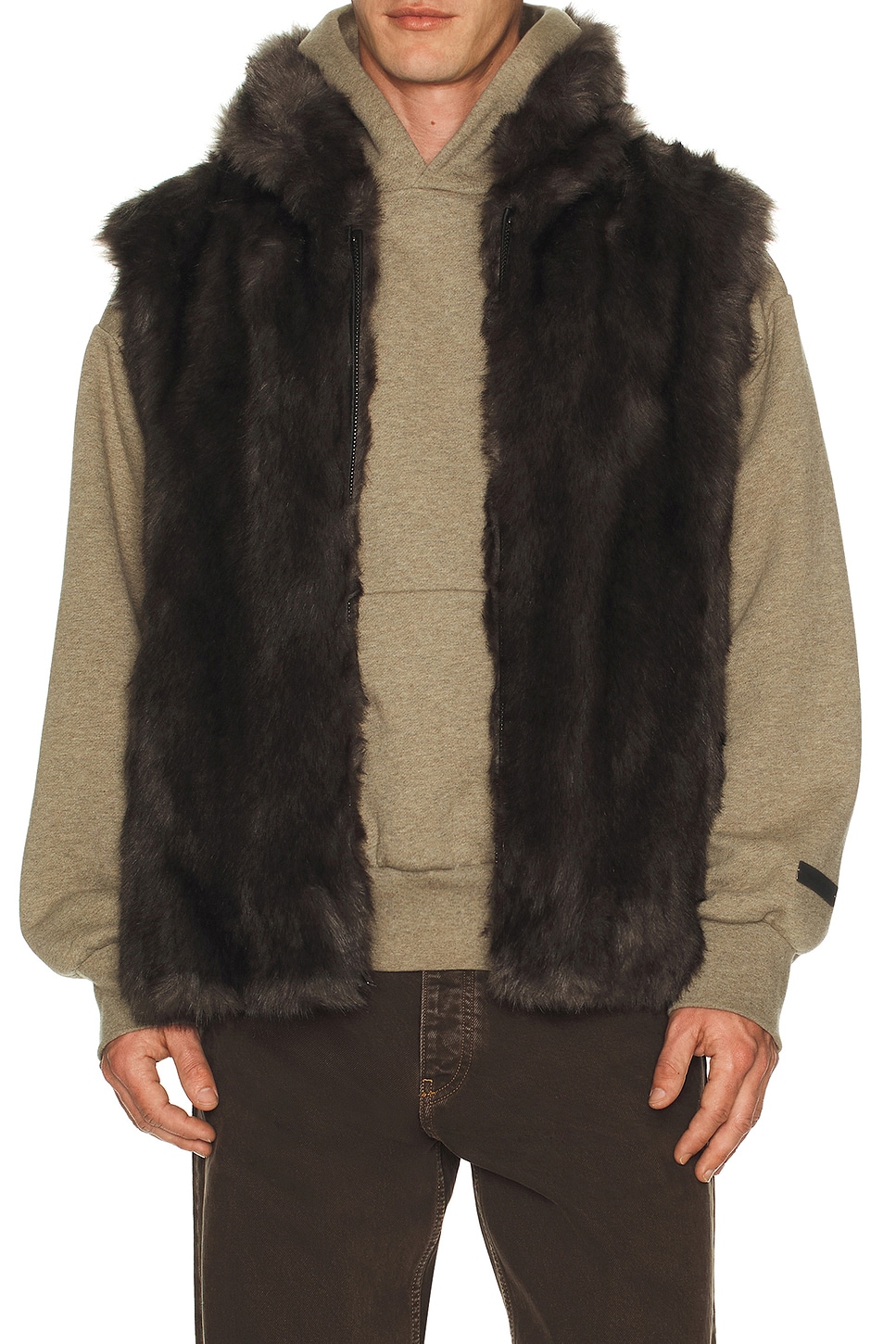 Unreal Fur ベスト - Slate Grey | REVOLVE