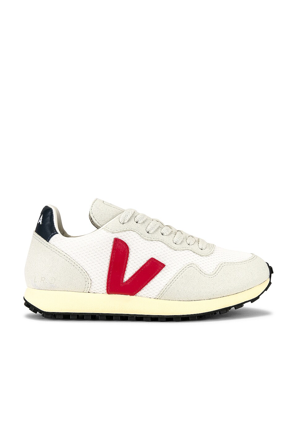 veja sneakers revolve