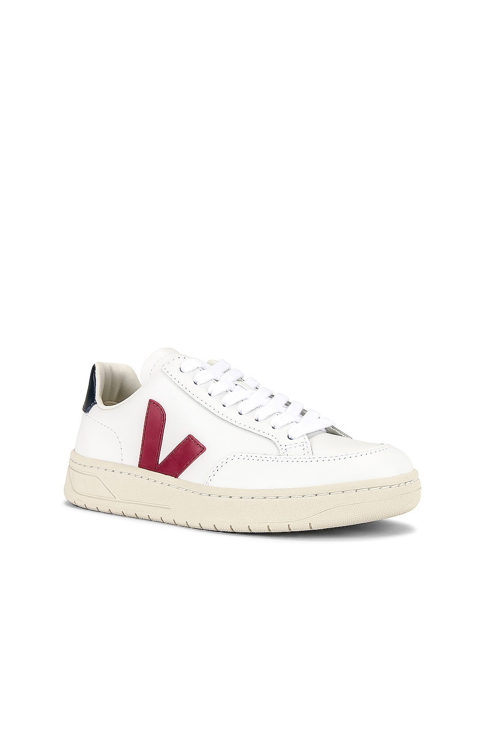 Veja V-12 in Extra White Marsala Nautico
