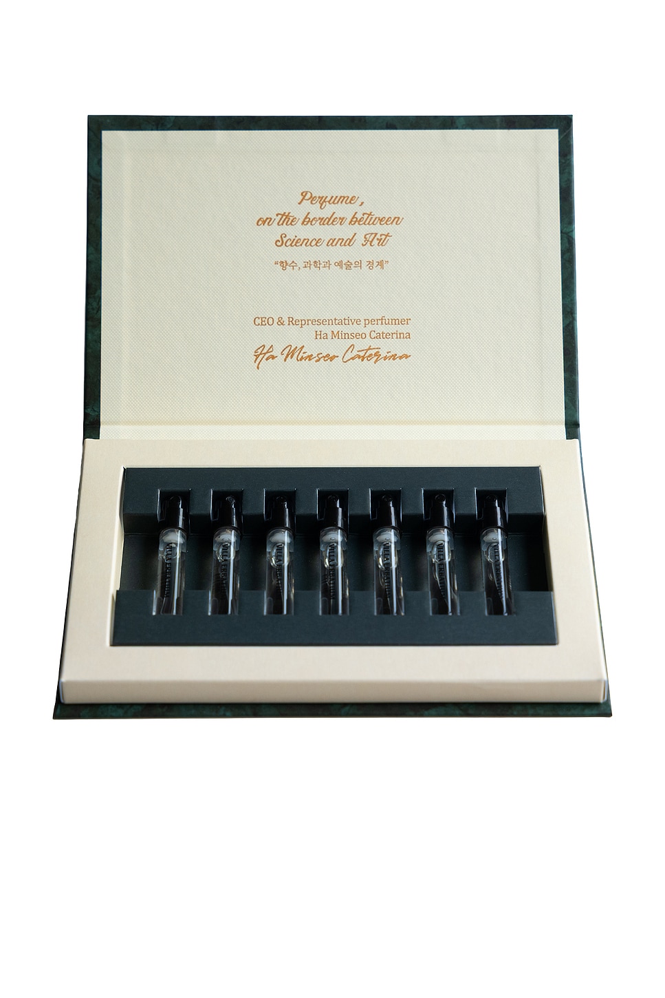Eau De Parfum Discovery Set - thumbnail 2