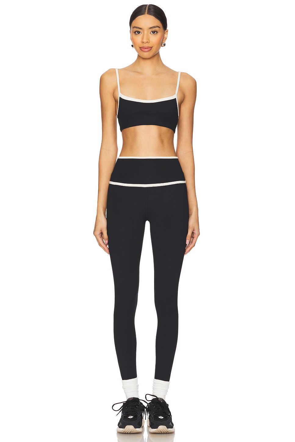 FlowWell Taryn Sports Bra
