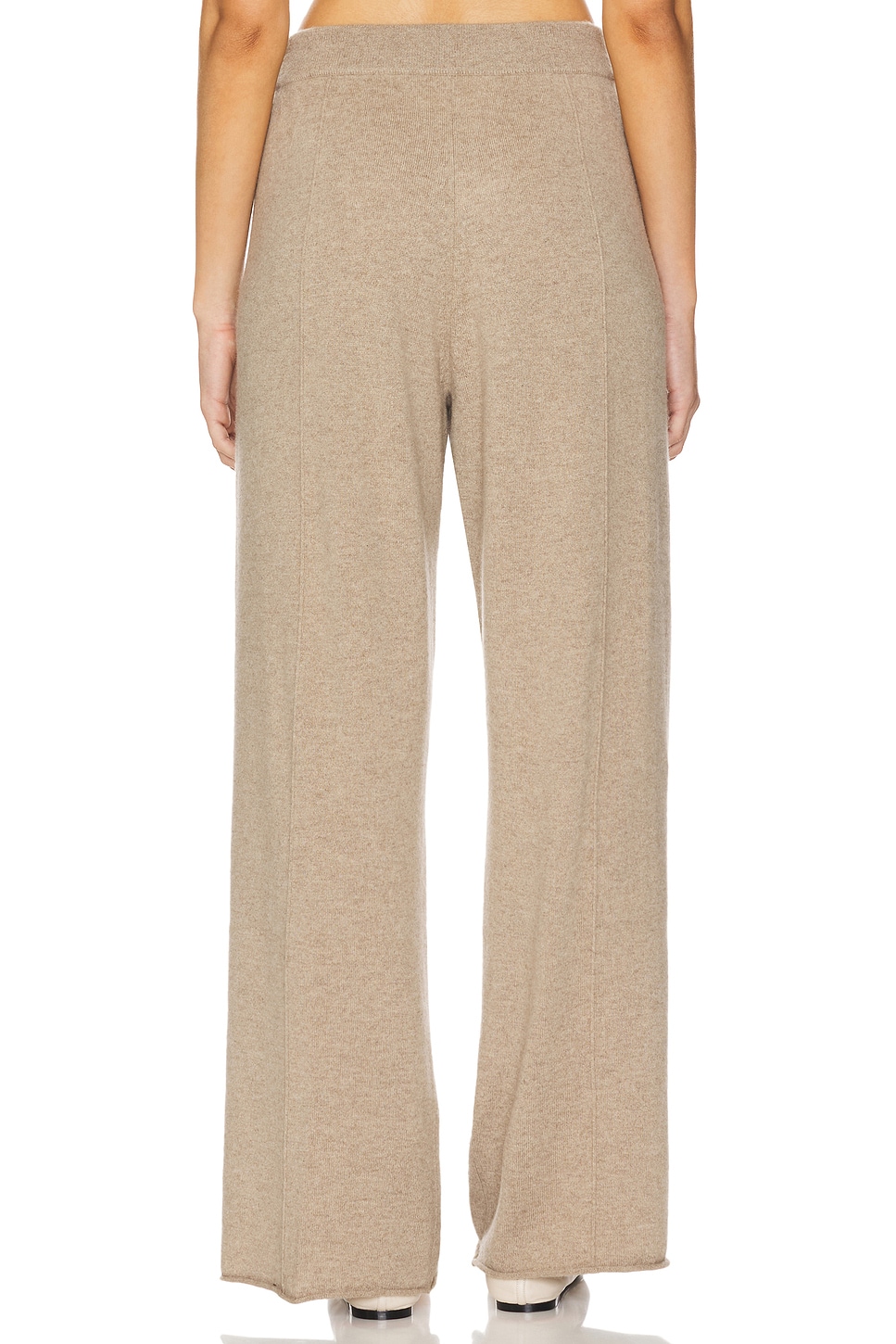 TAN SWEATPANTS