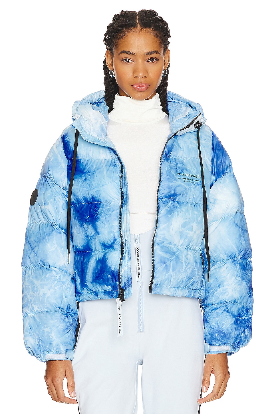 Whitespace Cropped Puffer Jacket in Ice Blue & White
