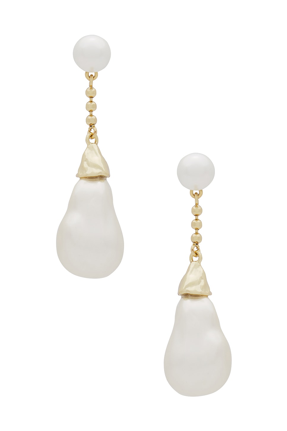 Pearl Dangle Earring