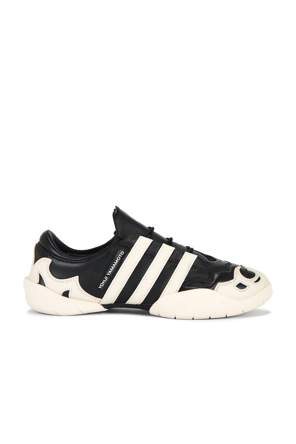 Regu 2002 Sneaker