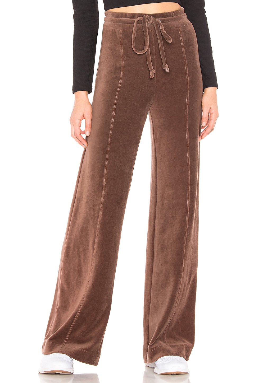 OURS Velour Warm Up Pants in Coco | REVOLVE